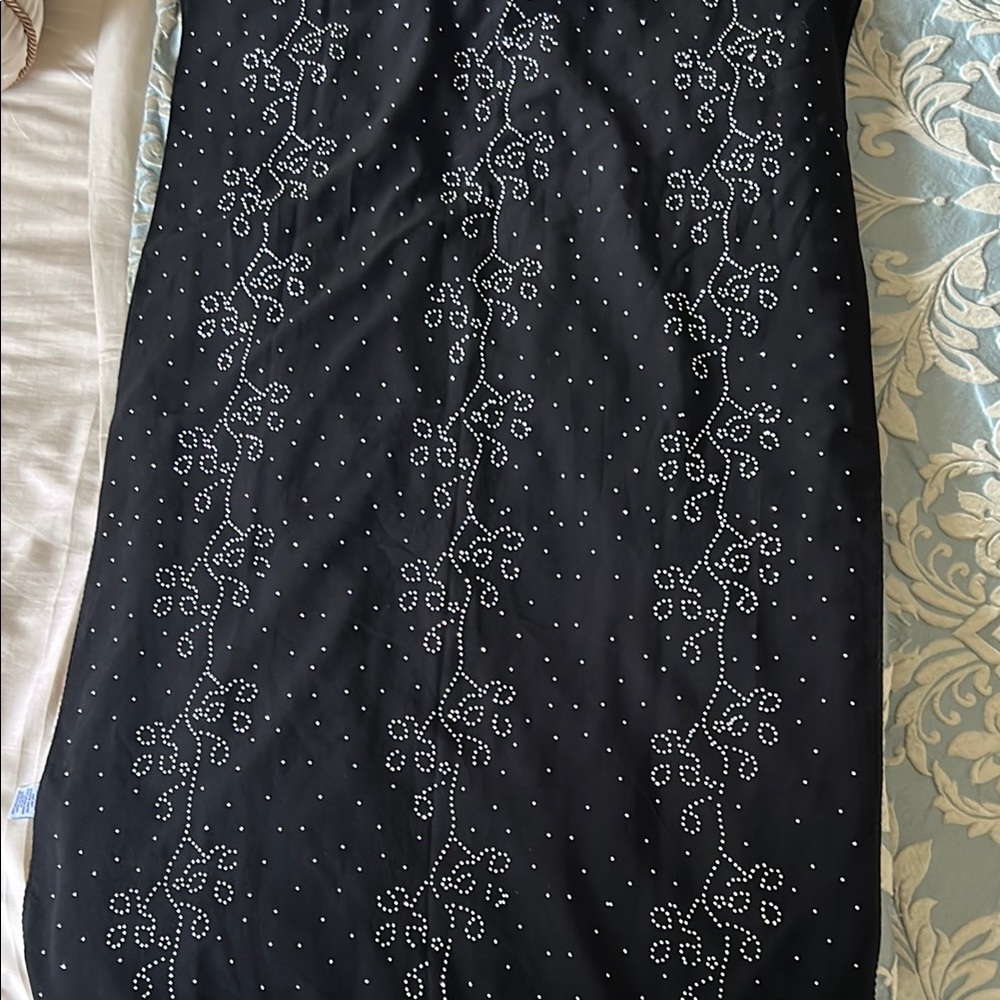 NWOT Black scarf with silver Embellishment